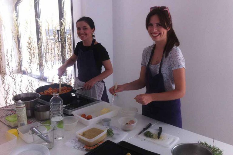 cours de cuisine en entreprise par LA POELEE